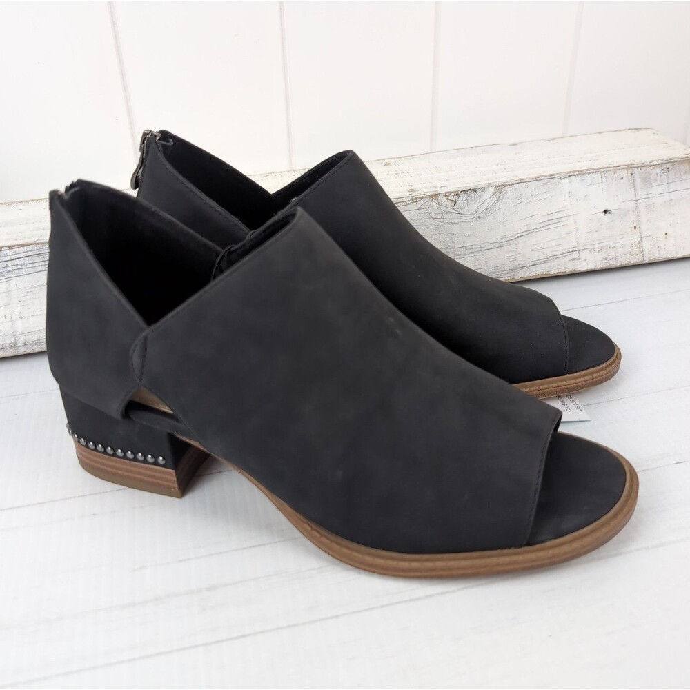 Maurices SuperCush Ciara Studded Block Heel Bootie Size 9 NEW